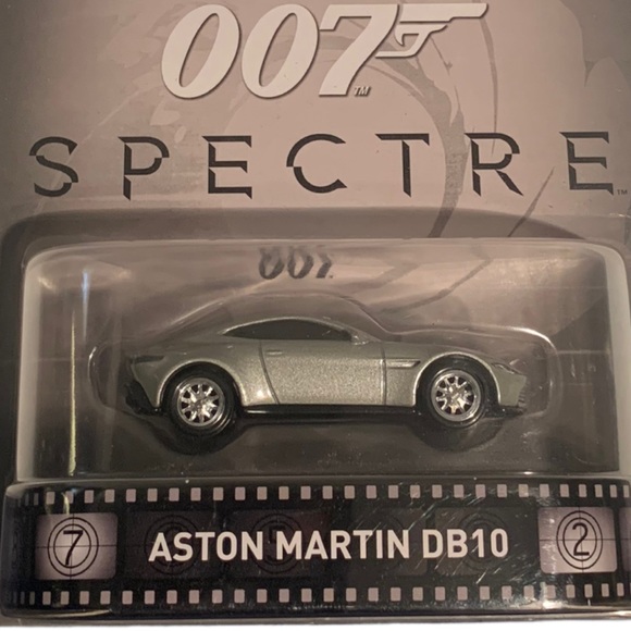NIB Hot Wheels 2015 Metal Die Cast ASTON MARTIN Model CAR Spectre Collectible - Picture 2 of 4